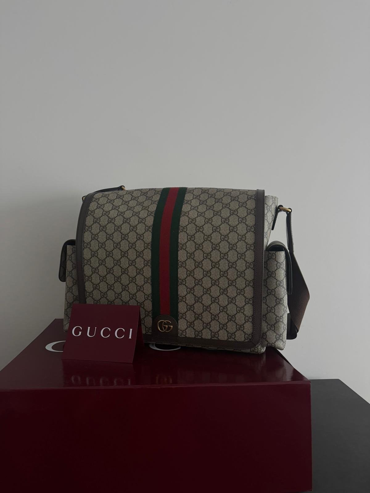 Gucci luiertas babytas GG Supreme canvas ORIGINEEL, Kinderen en Baby's, Luiertassen, Bruin, Gucci, Extra vakken, Zo goed als nieuw