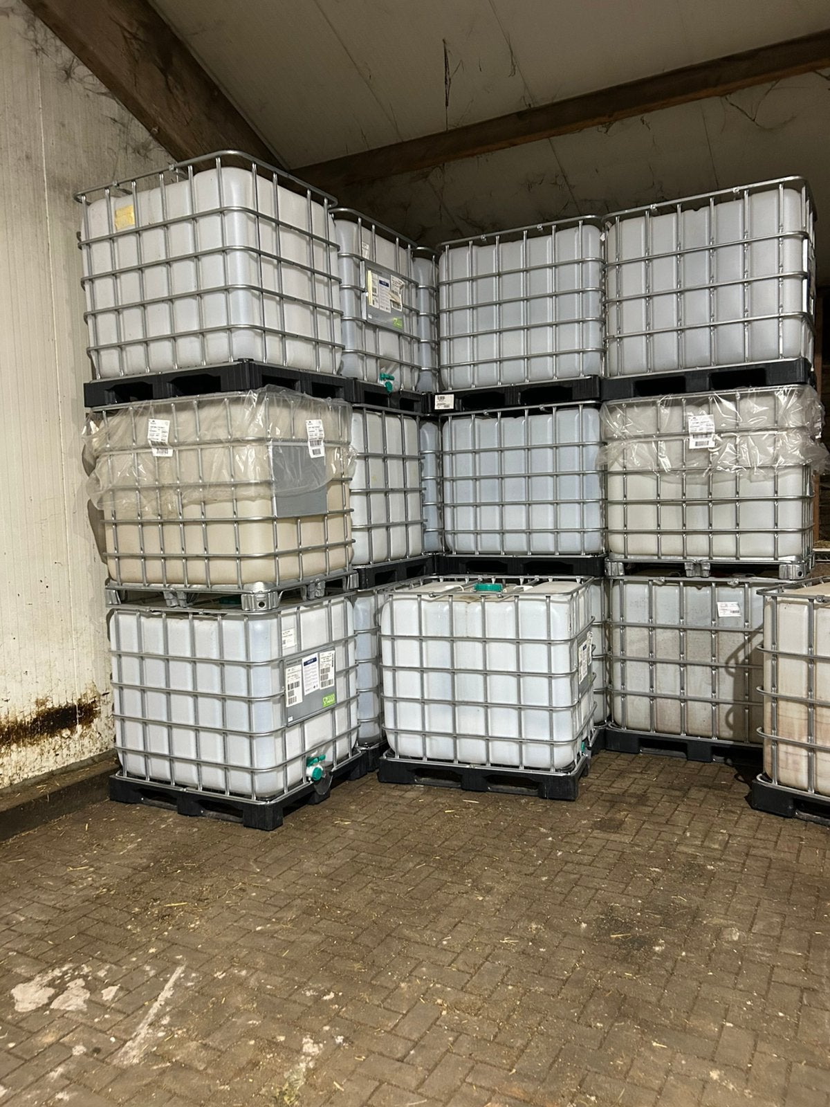 Ibc kratten, Tuin en Terras, Regentonnen, 150 liter of meer, Ophalen of Verzenden, Zo goed als nieuw