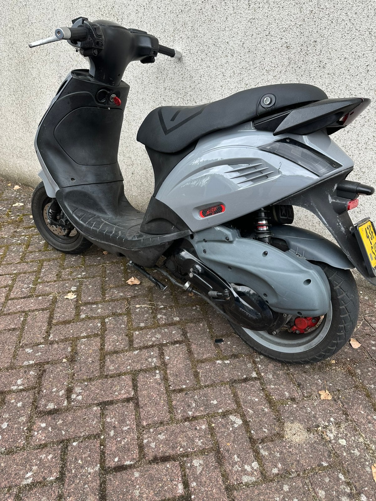 Zip 125cc DUBBELDISC, Ophalen, Tweetakt, Gebruikt, Zip