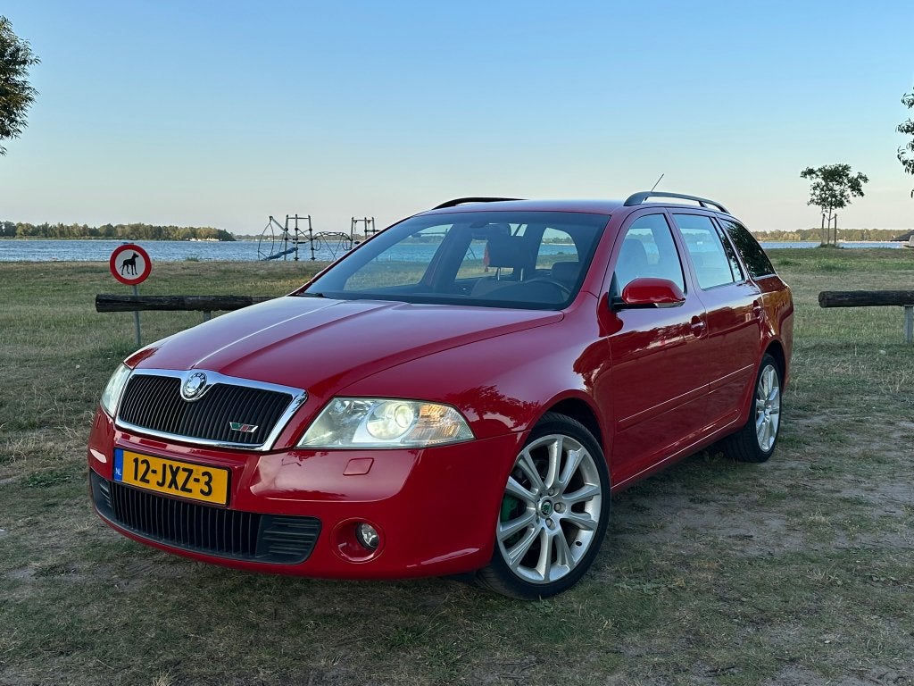Skoda Octavia 2.0 Tfsi Combi RS, 4 cilinders, 1984 cc, Leder en Stof, Origineel Nederlands