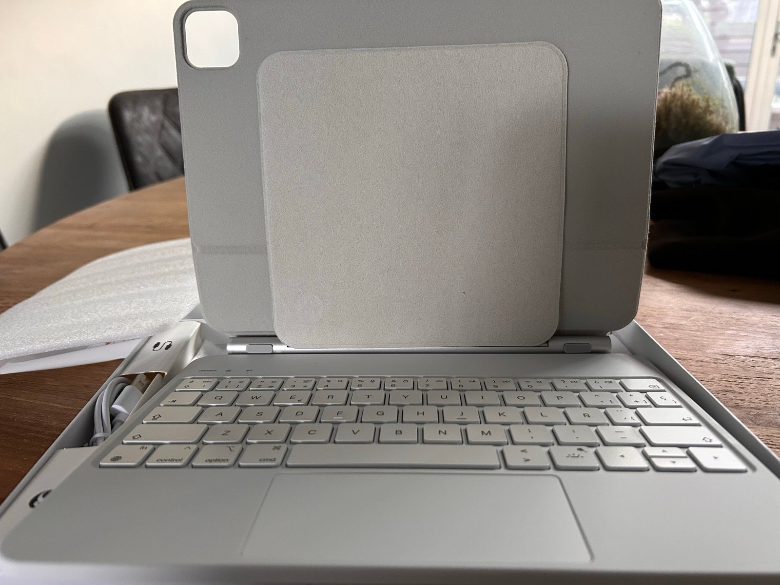 Hou Mofa Series Toetsenbord voor iPad - Nieuwstaat, Ophalen, Qwerty, Nieuw, Draadloos