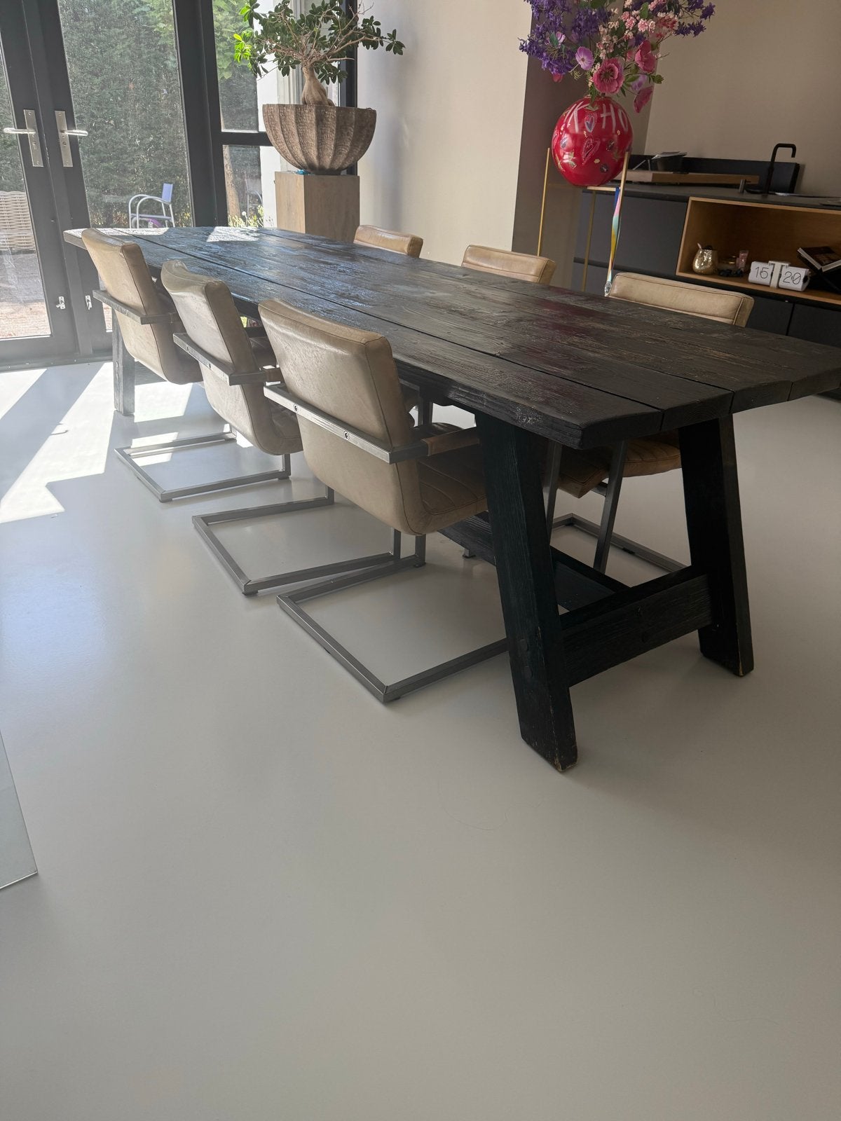 Robuuste Zwarte Eettafel met 6 Stoelen, Ophalen, Gebruikt, 100 tot 150 cm, 200 cm of meer