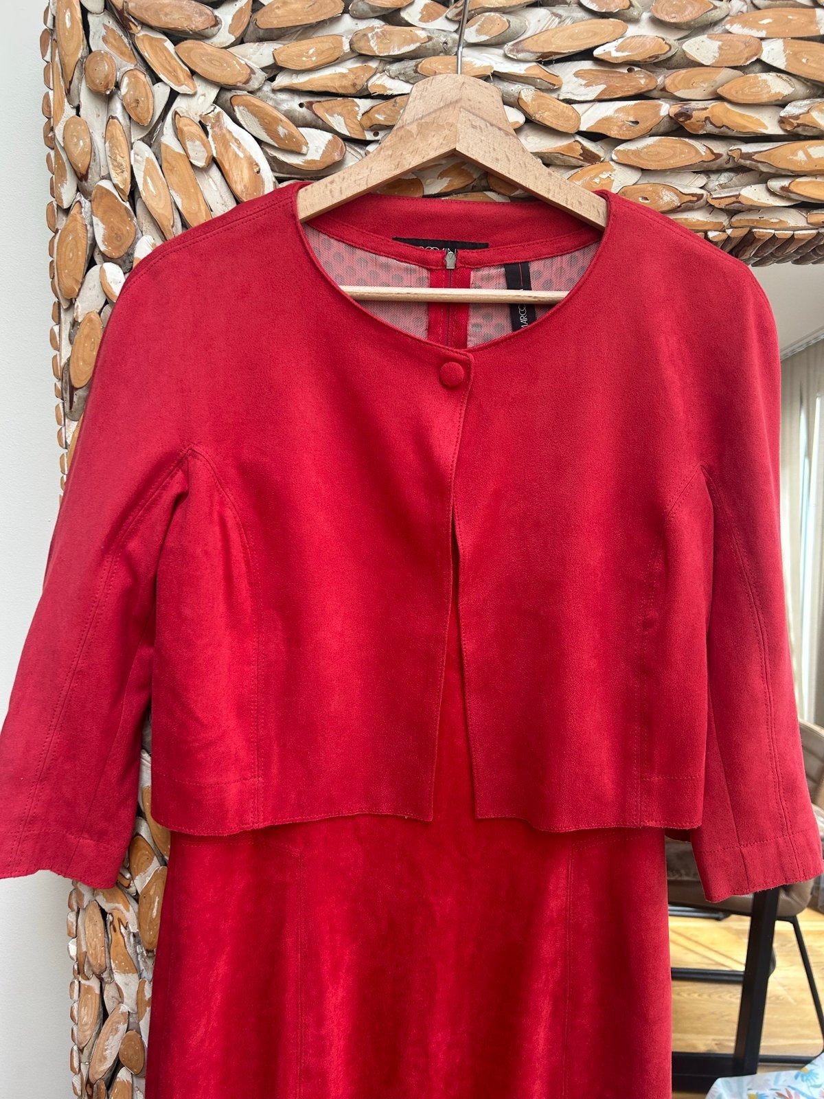 Marc Cain Rood Jurk met Bolero Maat 38/40 (M), Kleding | Dames, Maat 38/40 (M), Ophalen of Verzenden, Zo goed als nieuw, Knielengte