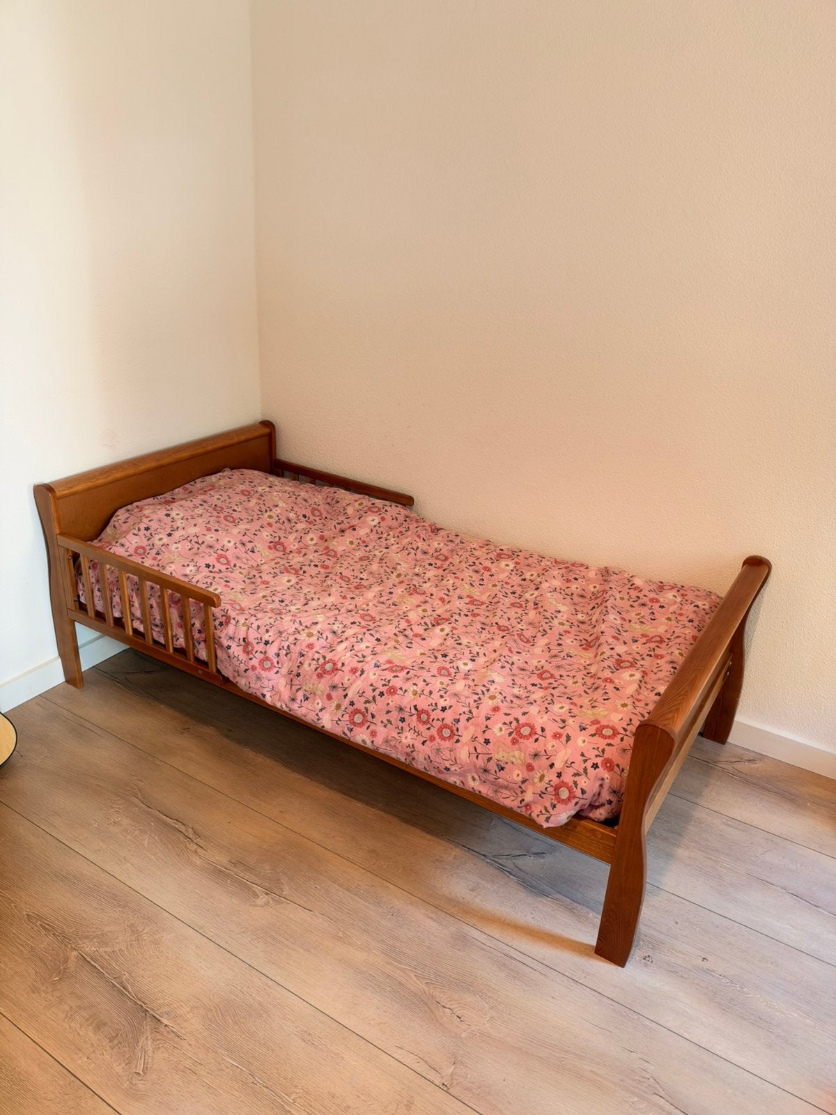 Peuterbed Woodies noble, Kinderen en Baby's, Ophalen, Zo goed als nieuw