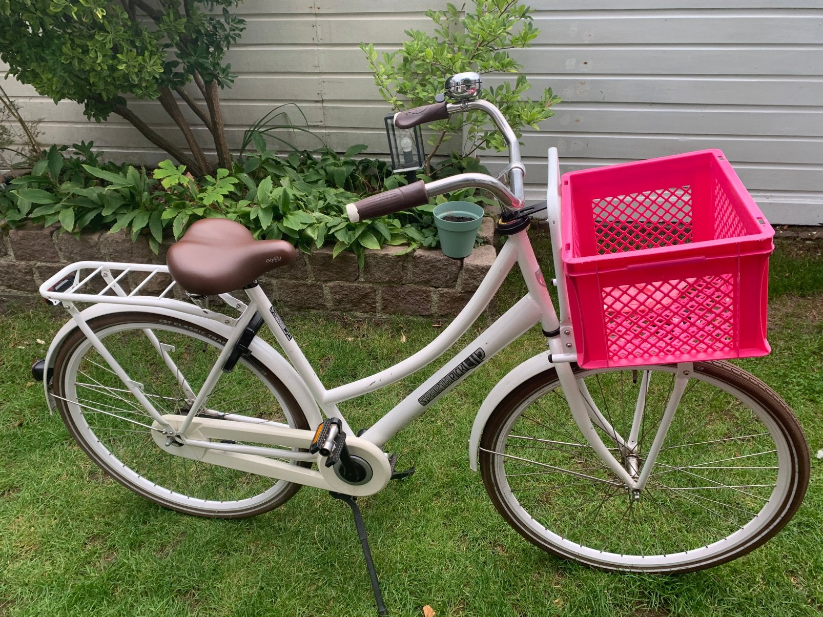 Mooie en stevige Sparta damesfiets, Ophalen, Zo goed als nieuw