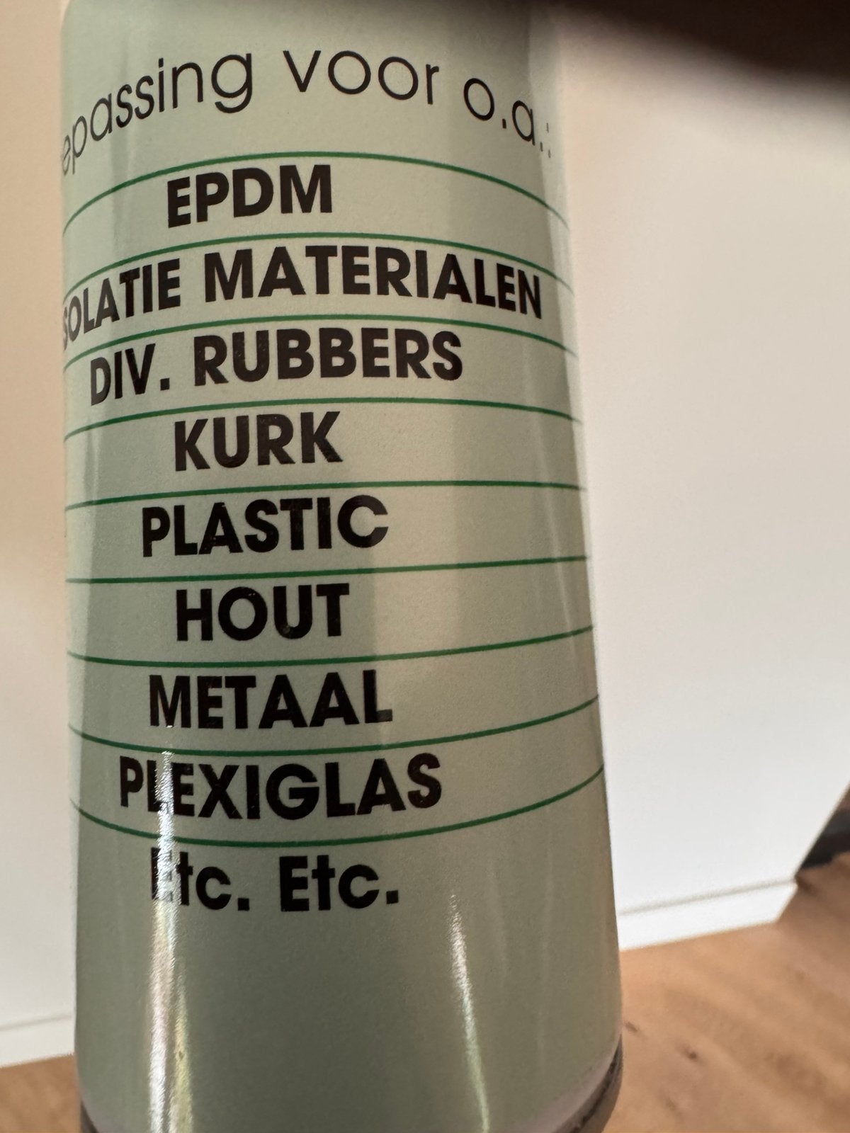 12 x Spuitlijm in spuitbus 750 ml, Overige materialen, Zo goed als nieuw, 15 m² of meer, Ophalen