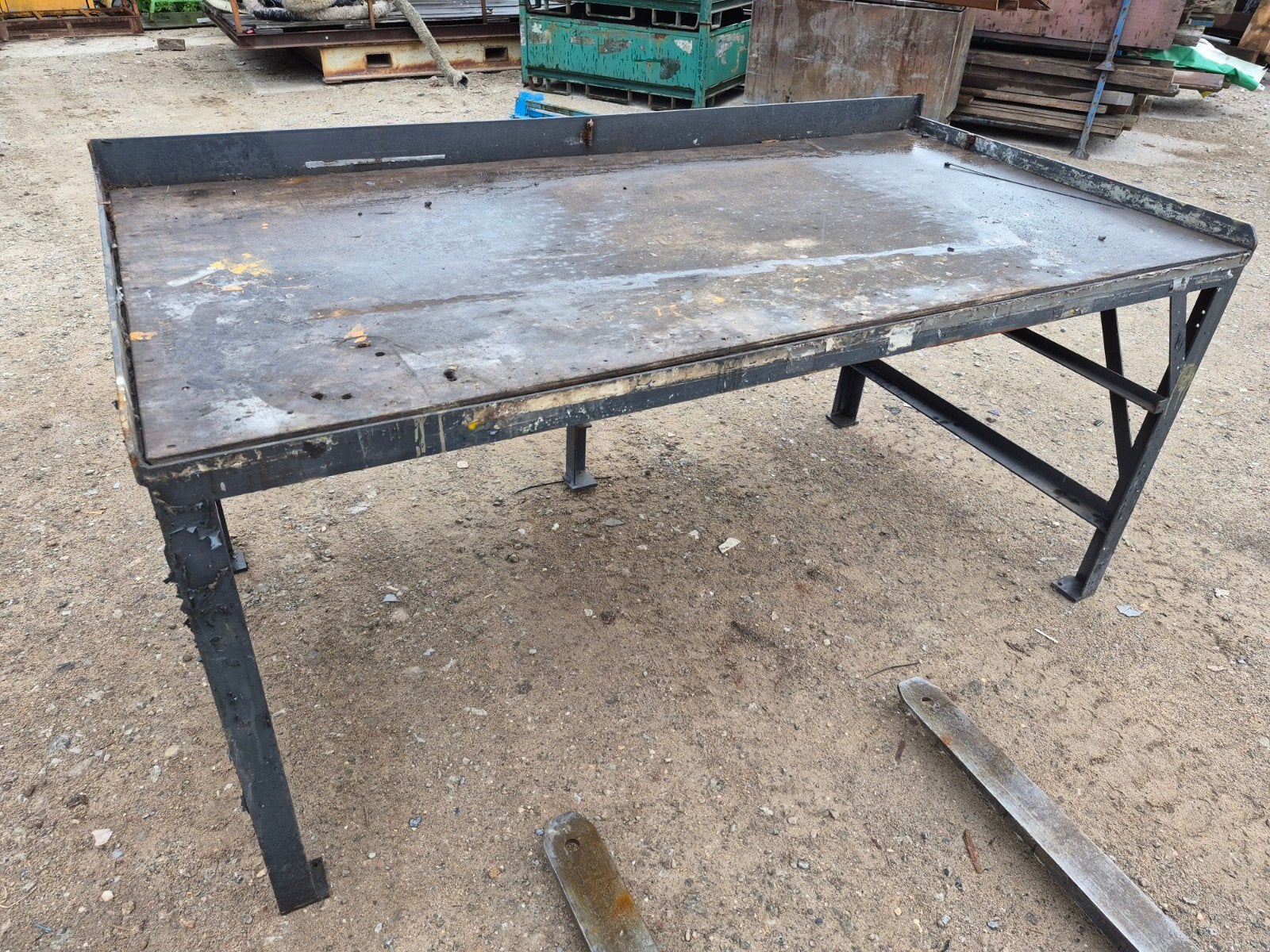 Stalen werkbank met houten blad - 200x100x90 cm, Doe-het-zelf en Verbouw, Werkbanken, Ophalen of Verzenden, Gebruikt, 170 cm of meer