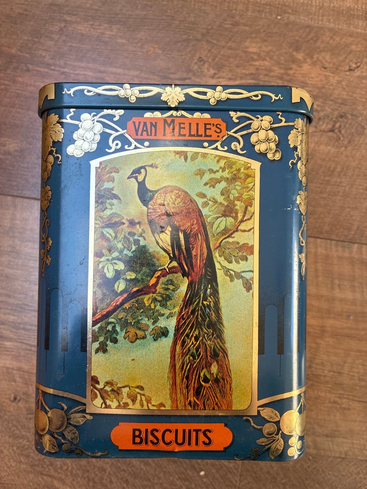 Vintage Van Melle's Biscuits blik met pauw en papegaai, Verzamelen, Ophalen of Verzenden, Gebruikt, Koek(jes), Van Nelle