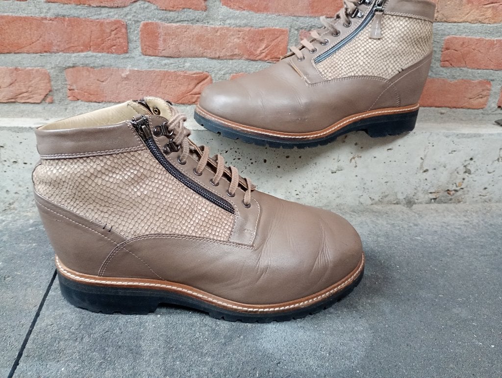 Lederen Orthopedische veterschoenen + 2 ritsen halfhoog 48, Kleding | Heren, Schoenen, Ophalen of Verzenden, Bruin
