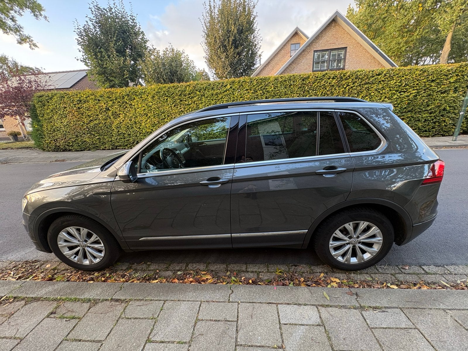 Volkswagen Tiguan 1.4 TSI 150pk 4Motion DSG 2018 Grijs, Automaat, 1800 kg, 4 cilinders, Vierwielaandrijving
