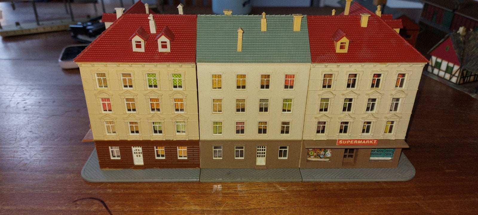 huisjes schaal ho, Ophalen of Verzenden, Gelijkstroom of Wisselstroom, Brug, Tunnel of Gebouw, Overige merken