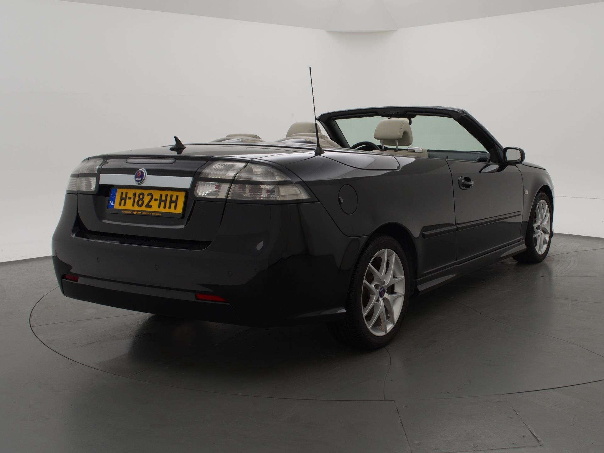 Saab 9-3 Cabrio 1.8t LINEAR 150 PK + LEDER / CRUISE / CLIMAT, Auto's, 1998 cc, Gebruikt, 4 cilinders, 4 stoelen