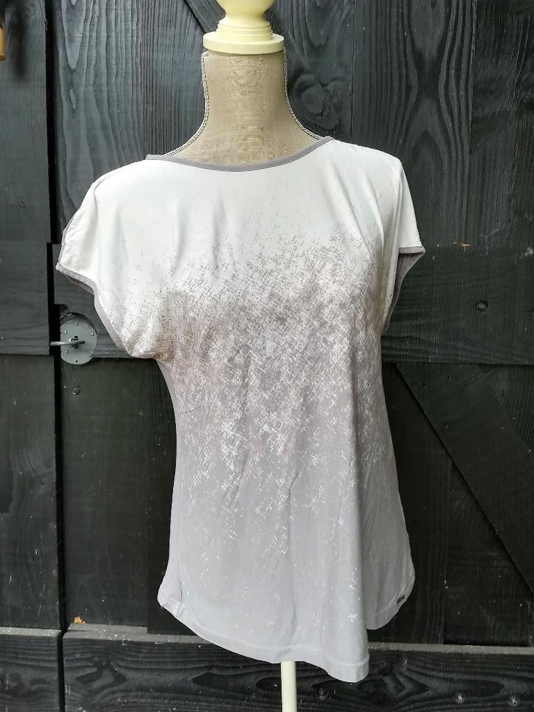 te koop: zomershirt, Kleding | Dames, Ophalen of Verzenden, Zo goed als nieuw, Maat 38/40 (M), Zonder mouw