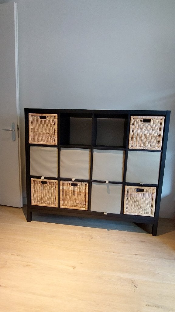Kallax Black with inserts, Ophalen, 100 tot 150 cm, 100 tot 150 cm, Zo goed als nieuw