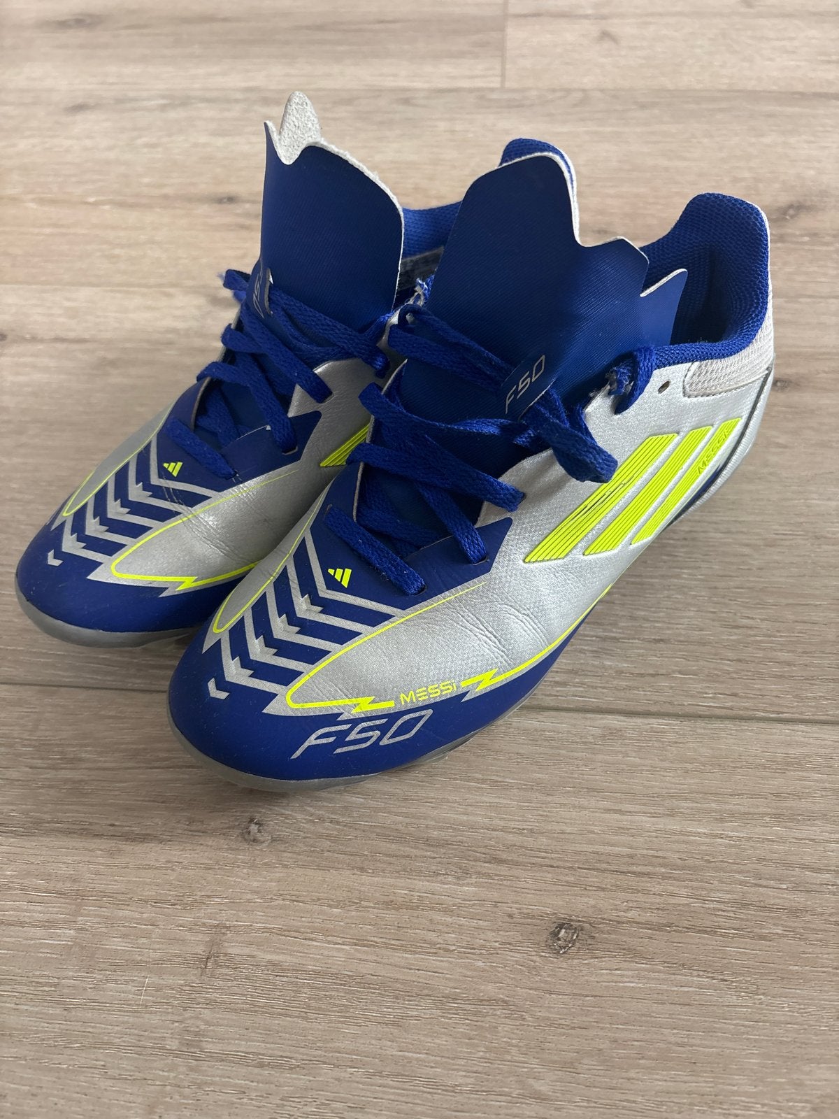 Adidas F50 Messi voetbalschoenen maat 36 2/3, Gebruikt, Maat XS of kleiner, Schoenen, Ophalen of Verzenden