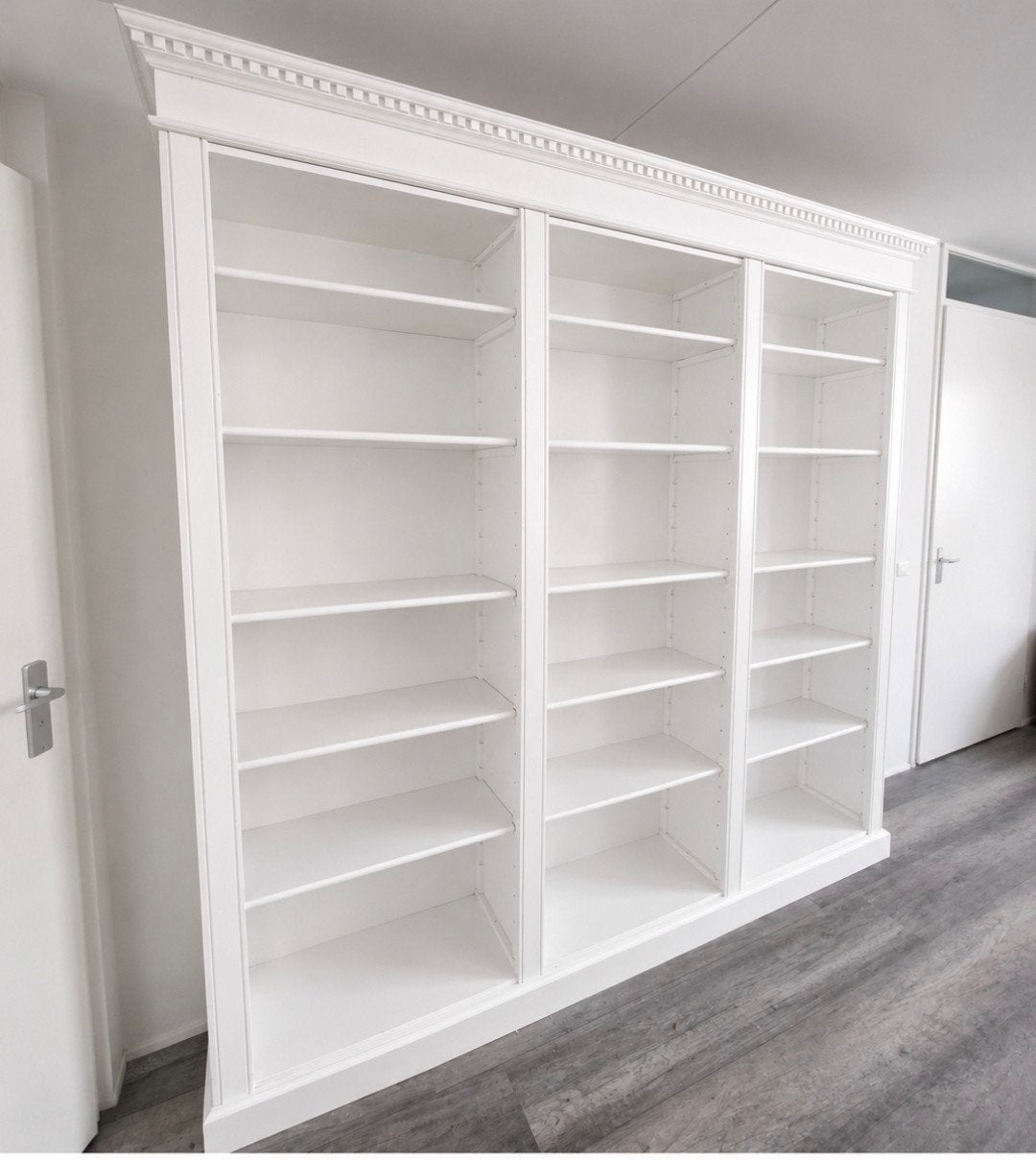 Boekenkast, Ophalen, Zo goed als nieuw, 25 tot 50 cm, 200 cm of meer