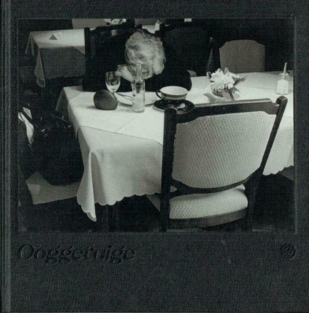Ooggetuige Piet Versteegden Gesigneerd, Boeken, Ophalen of Verzenden, Zo goed als nieuw, Fotografen