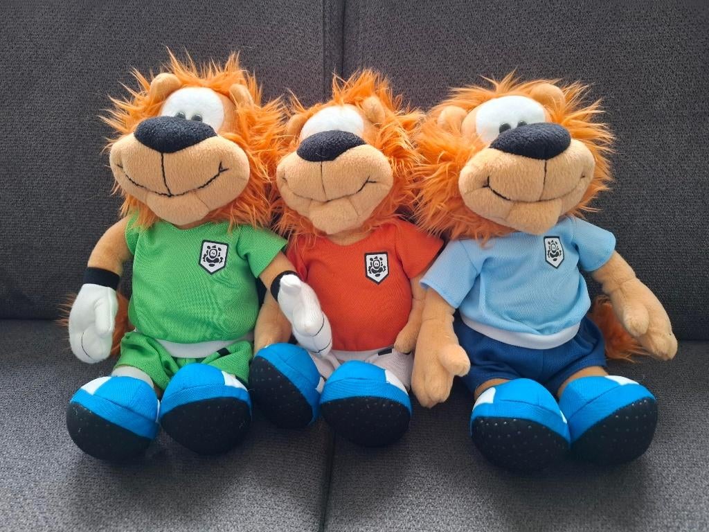 Loeki de Leeuw Voetbal Oranje 3 stuks, Ophalen of Verzenden, Overige binnenlandse clubs