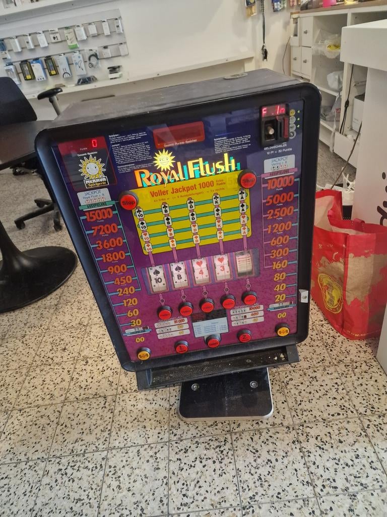 Royal Flush Gokkast - Voller Jackpot 1000, Verzamelen, Overige munten, Ophalen, Gebruikt