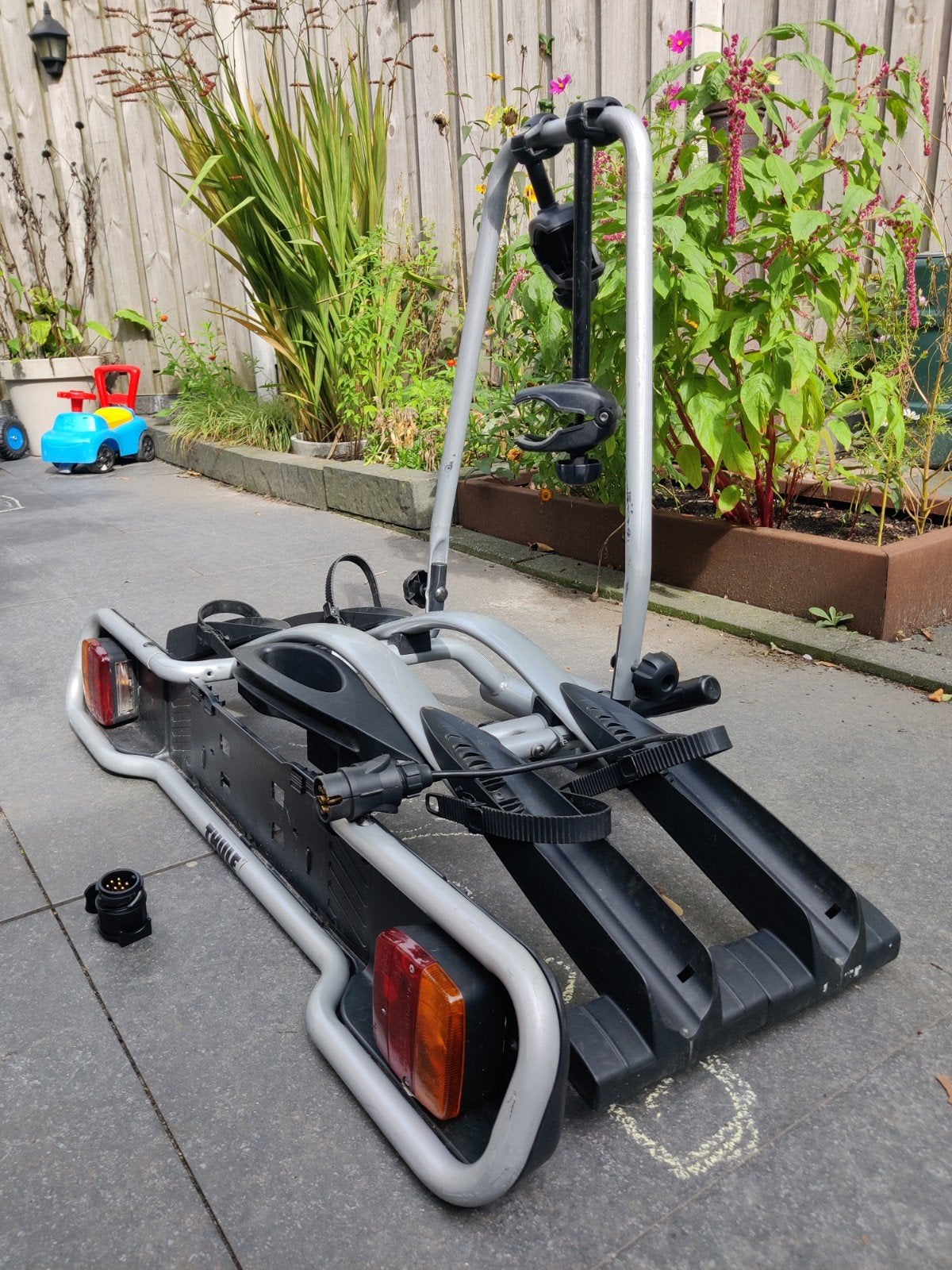 Thule fietsendrager voor 2 fietsen - Trekhaakmontage, Ophalen, Gebruikt