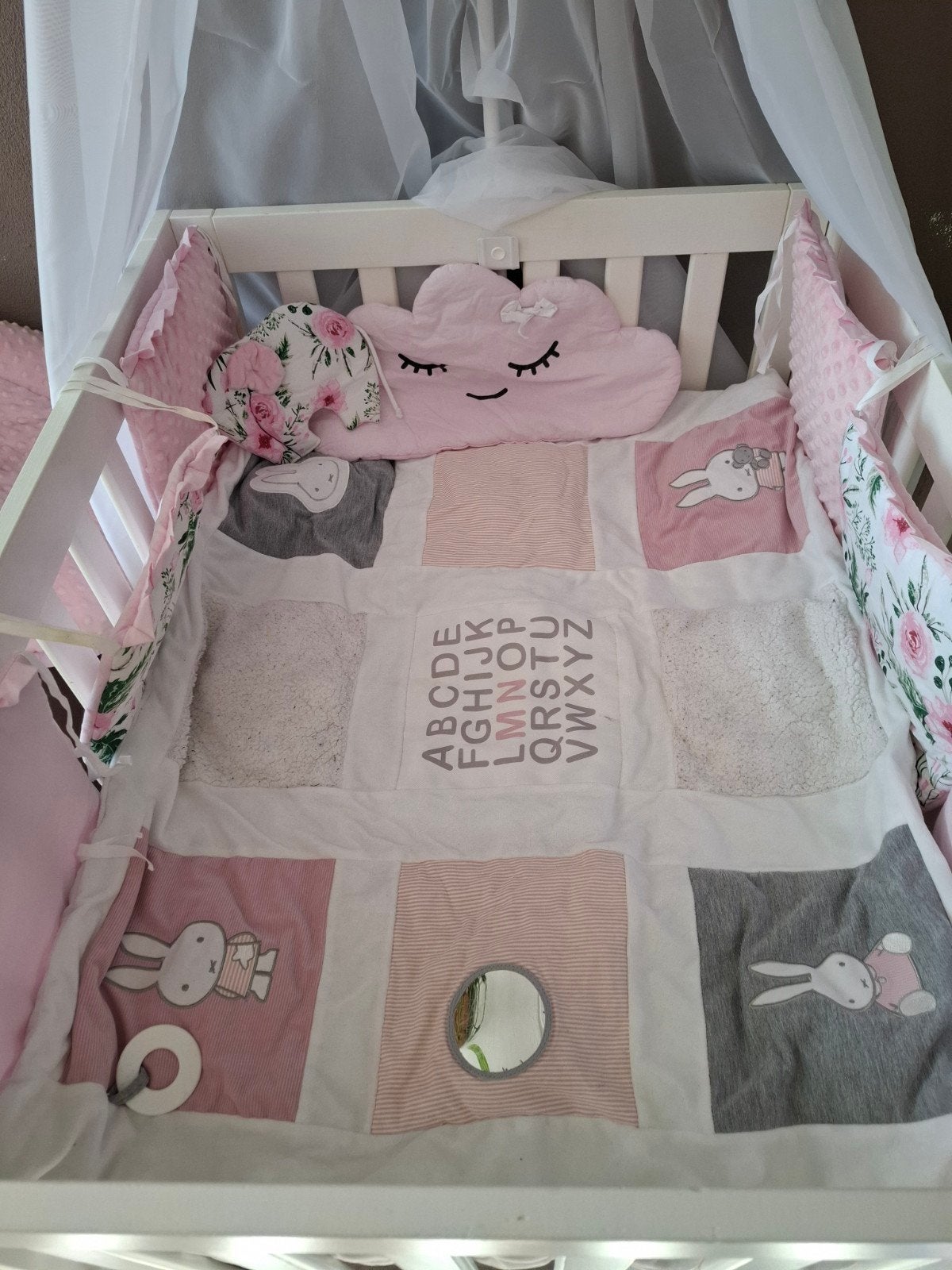 Handgemaakte box bekleding met hemeltje en accessoires, Kinderen en Baby's, Ophalen of Verzenden, Zo goed als nieuw, Overige typen