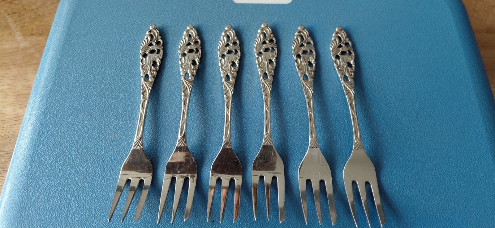 Set  6  gebaksvorkjes ., Antiek en Kunst, Antiek | Bestek, Ophalen