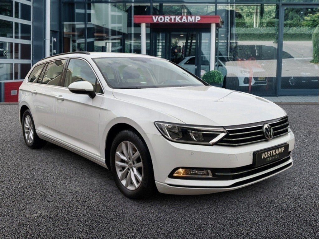 Volkswagen PASSAT VARIANT 1.4 TSI COMFORTLINE TREKHAAK/NAVI/, Auto's, Volkswagen, Voorwielaandrijving, 125 pk, Gebruikt, Overige modellen