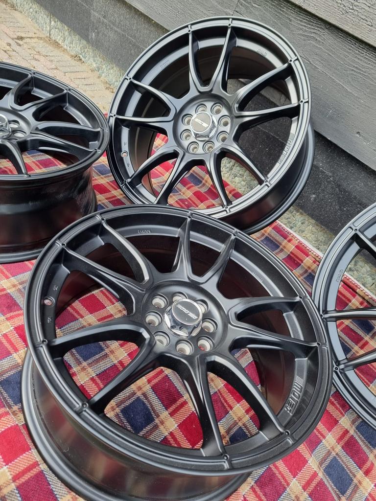 Motec Nitro MCR1 4x100/108 18 inch, Ophalen, 18 inch, 215 mm, Velg(en)