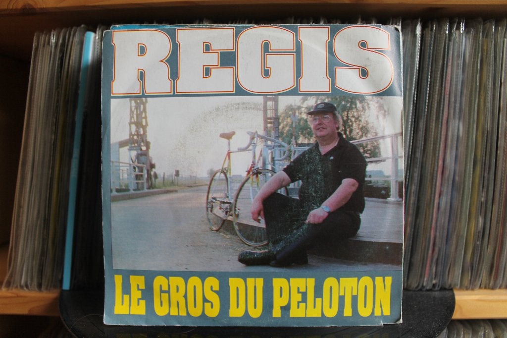 7" Single Regis - Le Gros Du Peloton + (Instrumental), Gebruikt, 7 inch, Ophalen of Verzenden, Pop