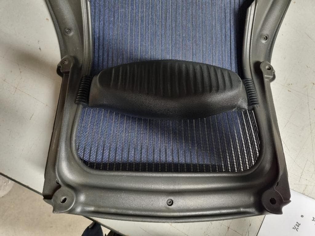 Herman Miller zeer nette rug voor een bureaustoel, Ophalen, Zo goed als nieuw, Zwart