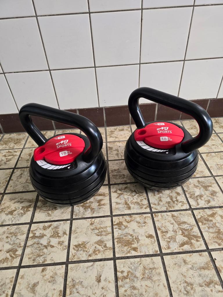 2 verstelbare kettlebells aj sports 3kg tot en met 18kg, Ophalen, Kettlebell