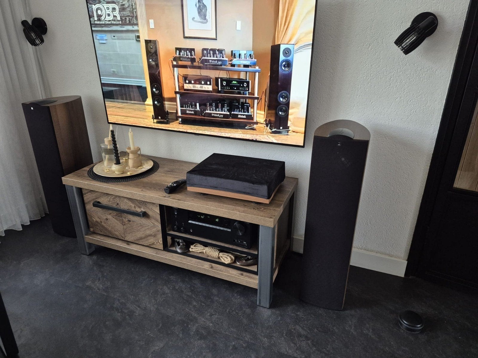 KEF IQ7 Vloerstaande Speakers - Uitstekende Staat, Ophalen, Vloerstaande luidspreker, Zo goed als nieuw, Geschikt voor surround/home cinema