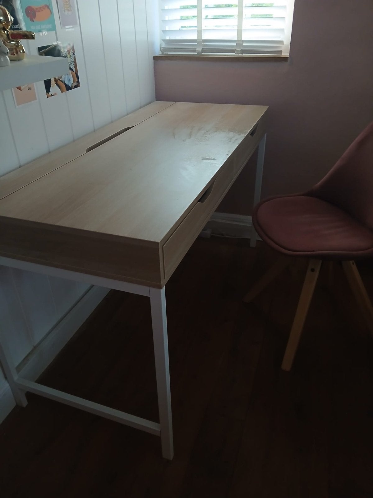 IKEA Alex bureau met lade - beschadigd bovenblad, Huis en Inrichting, Bureaus, Ophalen, Gebruikt, Met lades, Spaanplaat of MDF