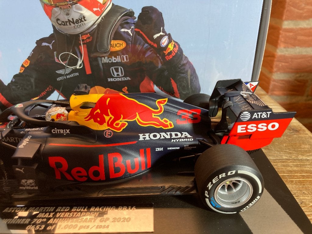 ✅ Max Verstappen 1:18 Winner 70th Anniversary 2020 editie 54, Ophalen of Verzenden, Nieuw, Formule 1