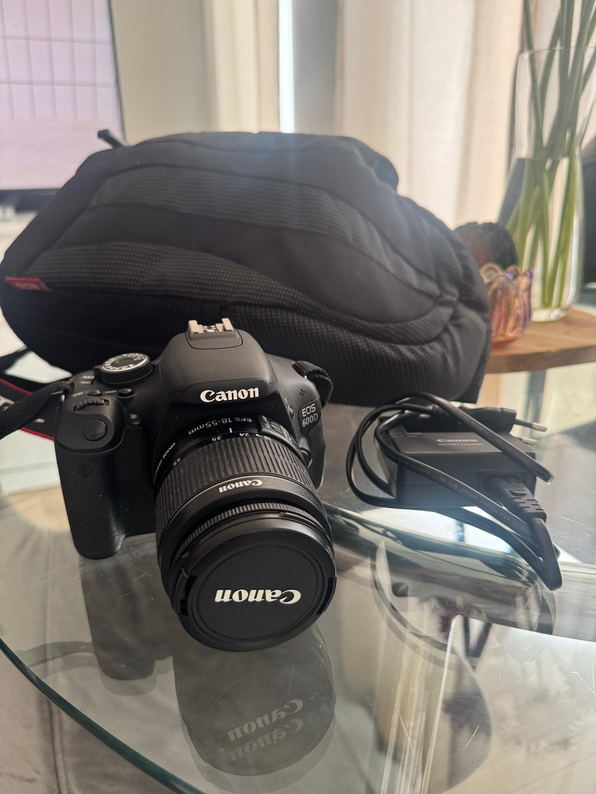 Canon EOS 600D Spiegelreflexcamera met EF-S 18-55mm lens, Gebruikt, Spiegelreflex, Canon, Ophalen of Verzenden