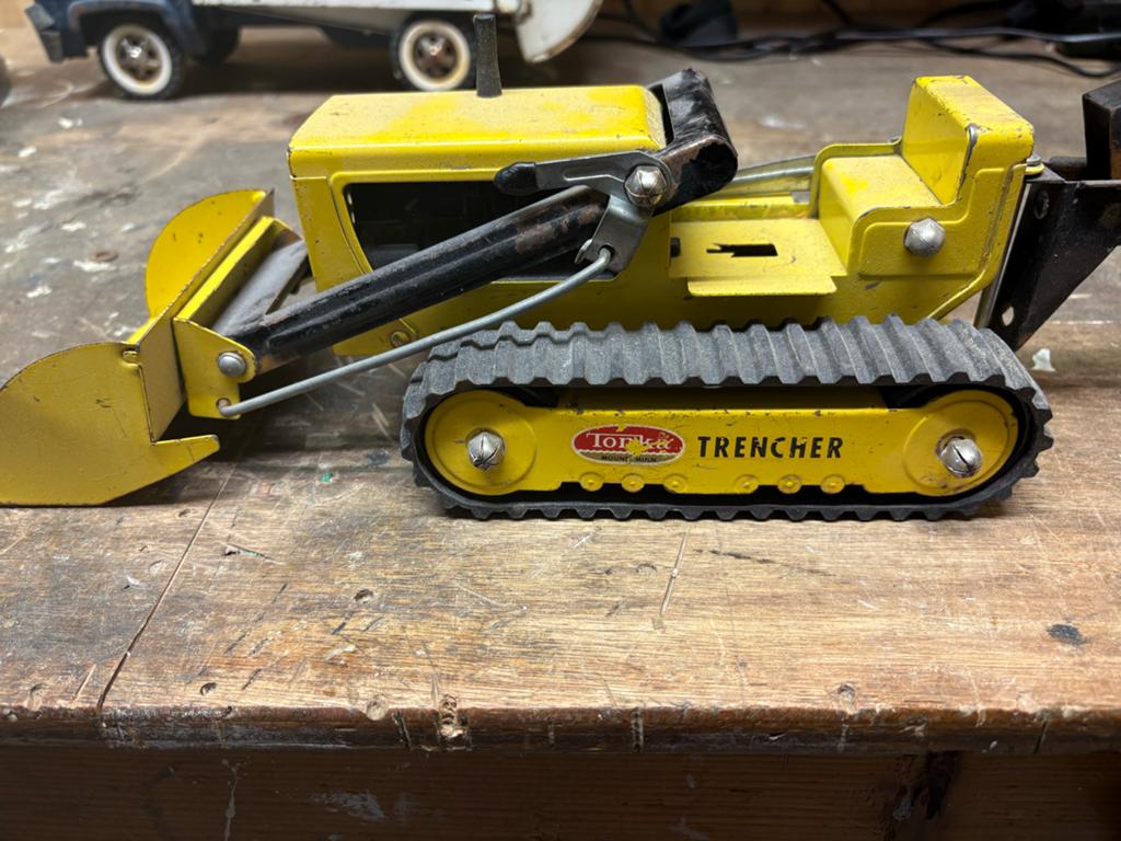 Vintage Tonka Trencher Speelgoed Graafmachine, Kinderen en Baby's, Speelgoed | Speelgoedvoertuigen, Ophalen of Verzenden, Gebruikt