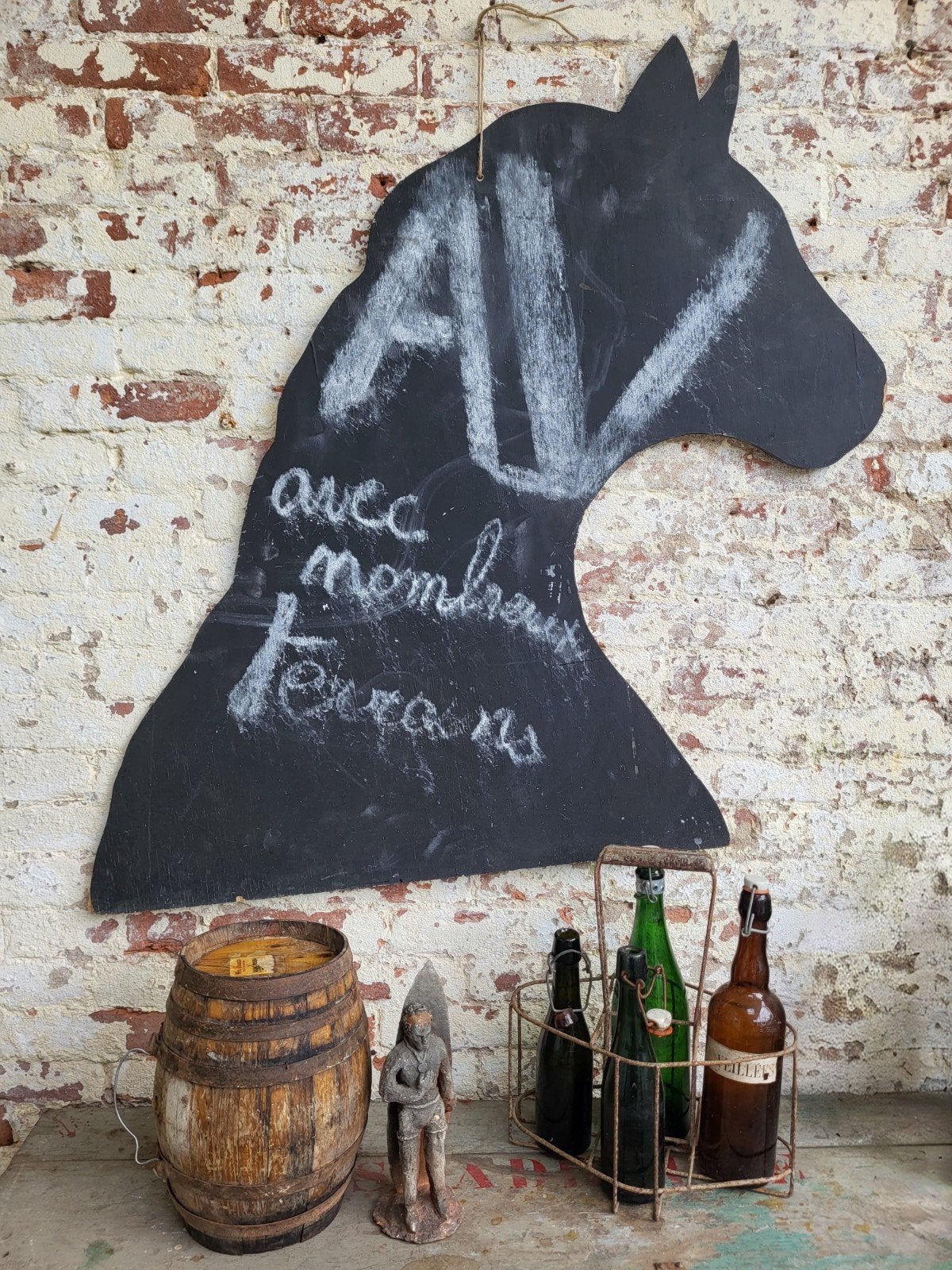 frans brocante houten krijtbord  / paard / allegonda, Ophalen