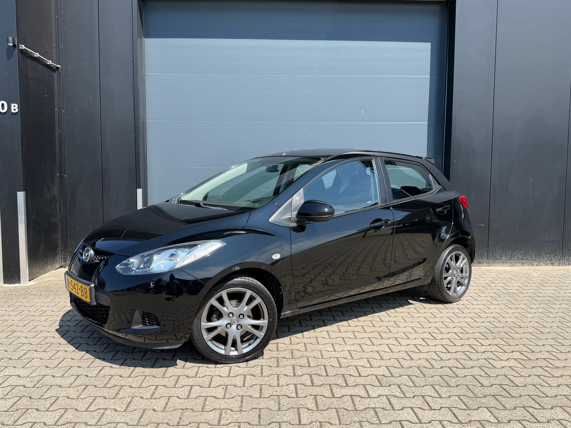 Mazda 2 1.3hp S-VT Touring Airco, 5 drs, Auto's, Voorwielaandrijving, Gebruikt, 4 cilinders, 4 stoelen