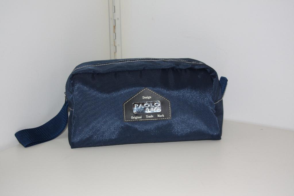 Paolo Mancini toilettas. Blauw., Ophalen of Verzenden, Zo goed als nieuw, Blauw