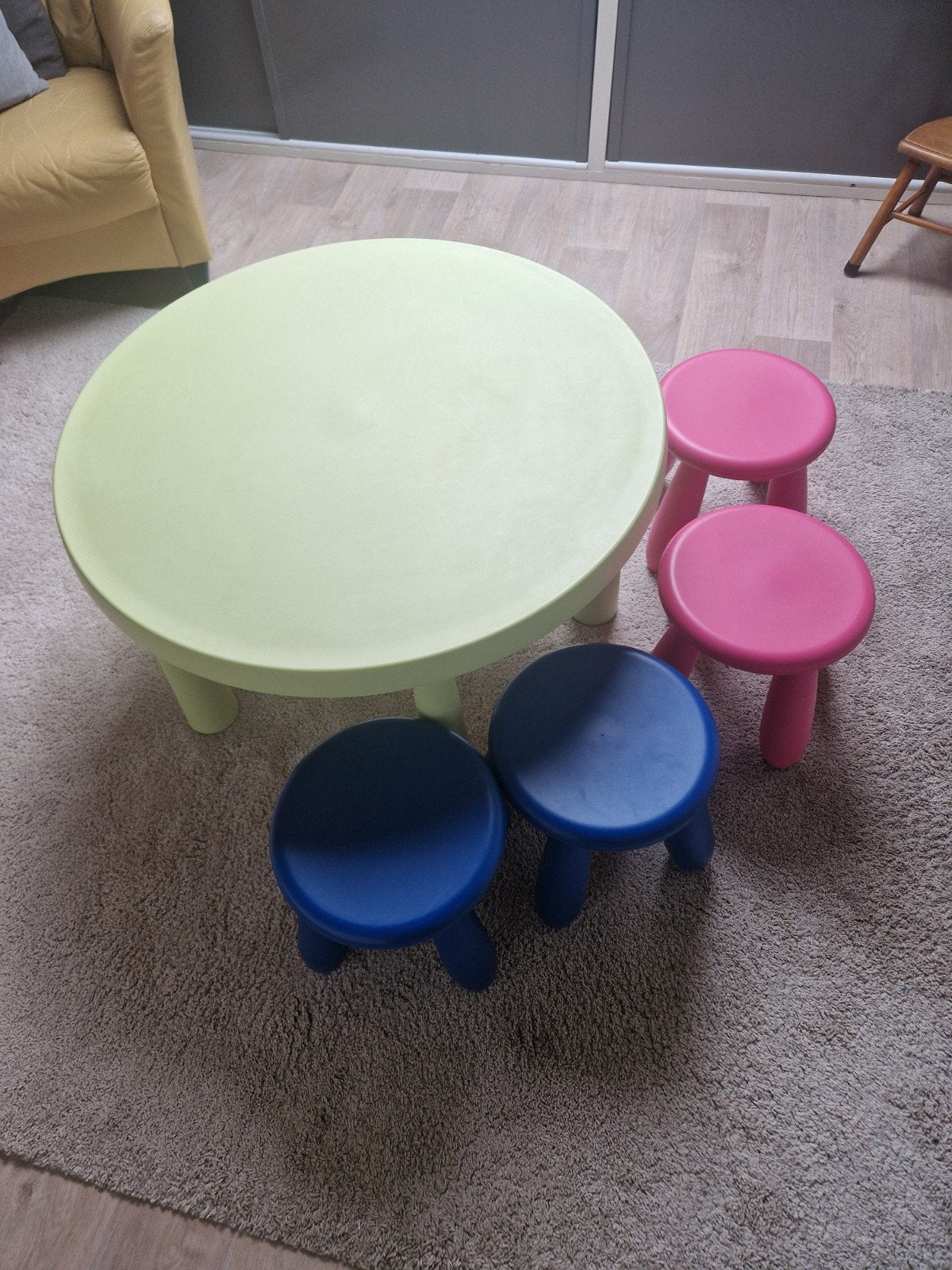 Kinder speeltafel met 4 krukjes - IKEA Mammut, Ophalen, Gebruikt, Tafel(s) en Stoel(en)