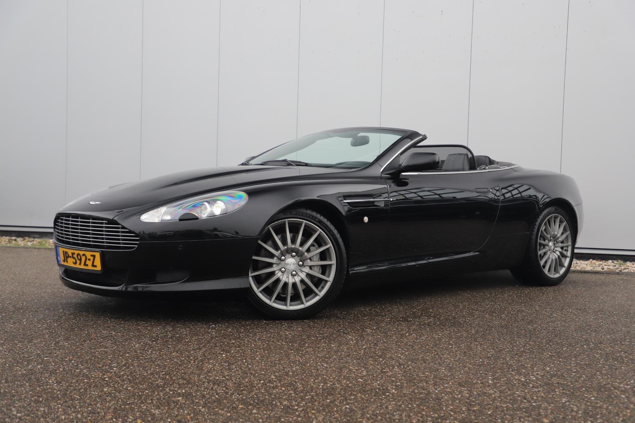 Aston Martin DB9 Volante 5.9 V12 Touchtronic Automaat Zwart, Auto's, Automaat, Achterwielaandrijving, Gebruikt, 5935 cc