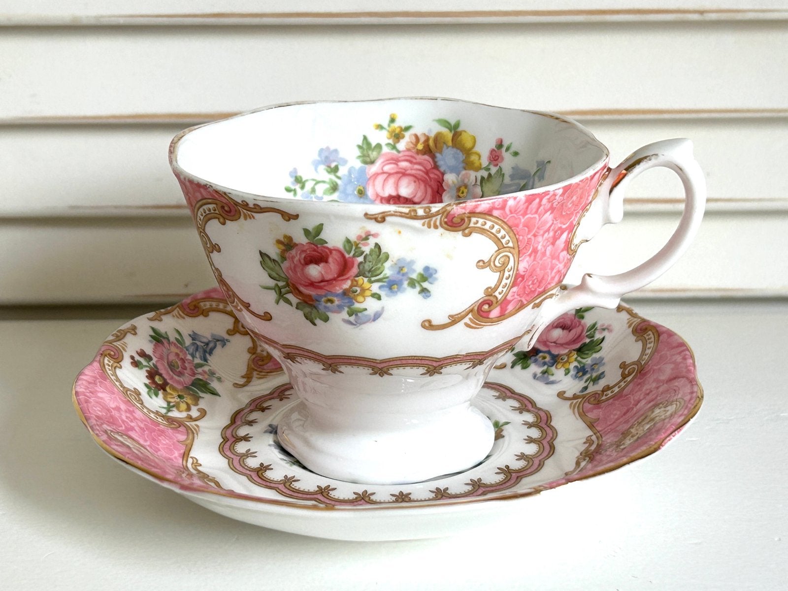 Vintage Royal Albert kop en schotel Lady Carlyle porselein, Ophalen