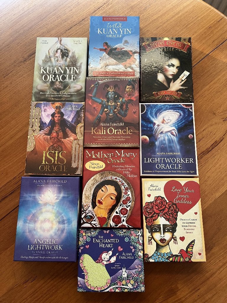 Verzameling Alana Fairchild orakel kaarten (10 decks) ZGAN, Ophalen, Zo goed als nieuw, Tarot of Kaarten leggen, Overige typen