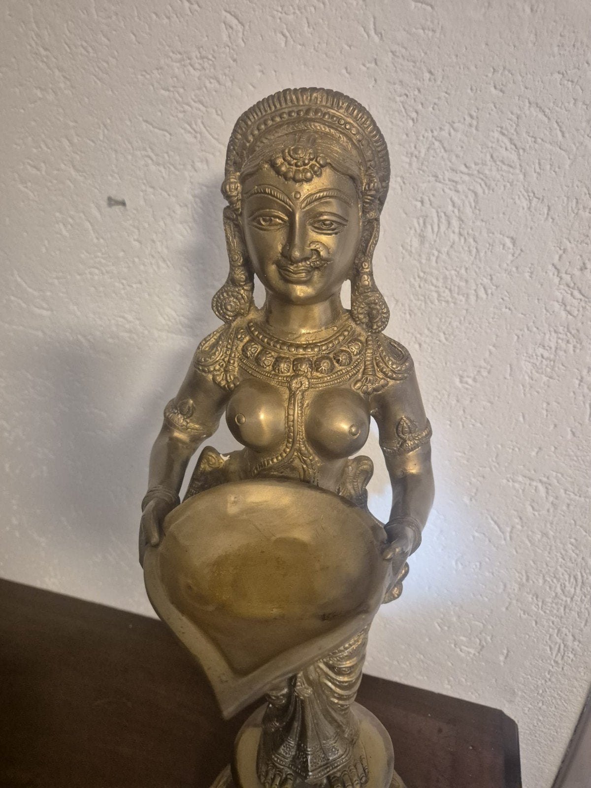 Brons beeld Godin lakshmi 9 kilo 61cm

Graag bieden vanaf 37, Ophalen of Verzenden, Brons