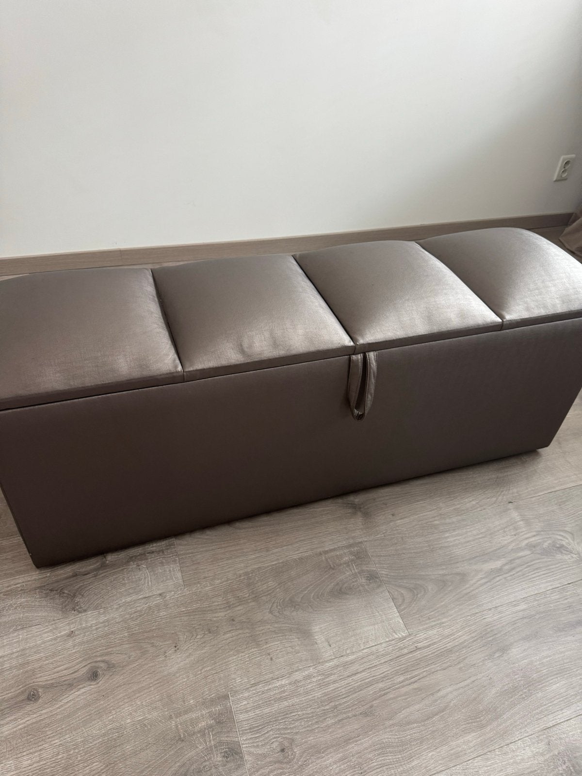 Opbergbank met veel opbergruimte, Huis en Inrichting, Woonaccessoires | Kisten, Ophalen, Overige materialen, Gebruikt, 100 tot 150 cm