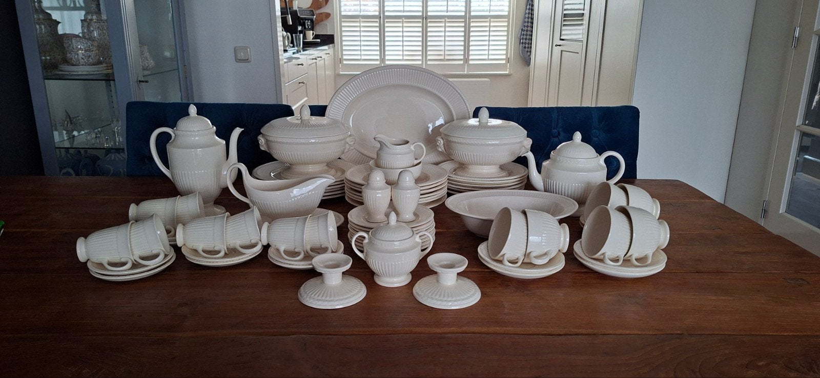 WEDGWOOD EDME,  compleet servies 6/8 personen IN NIEUWSTAAT., Ophalen, Klassiek, Zo goed als nieuw, Compleet servies
