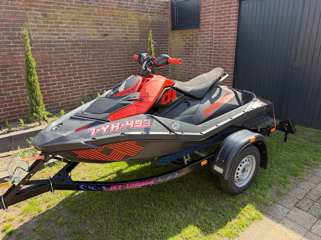 Sea-Doo Spark Trixx 110PK met trailer, Watersport en Boten, Ophalen, Zo goed als nieuw, Benzine, 70 tot 120 pk