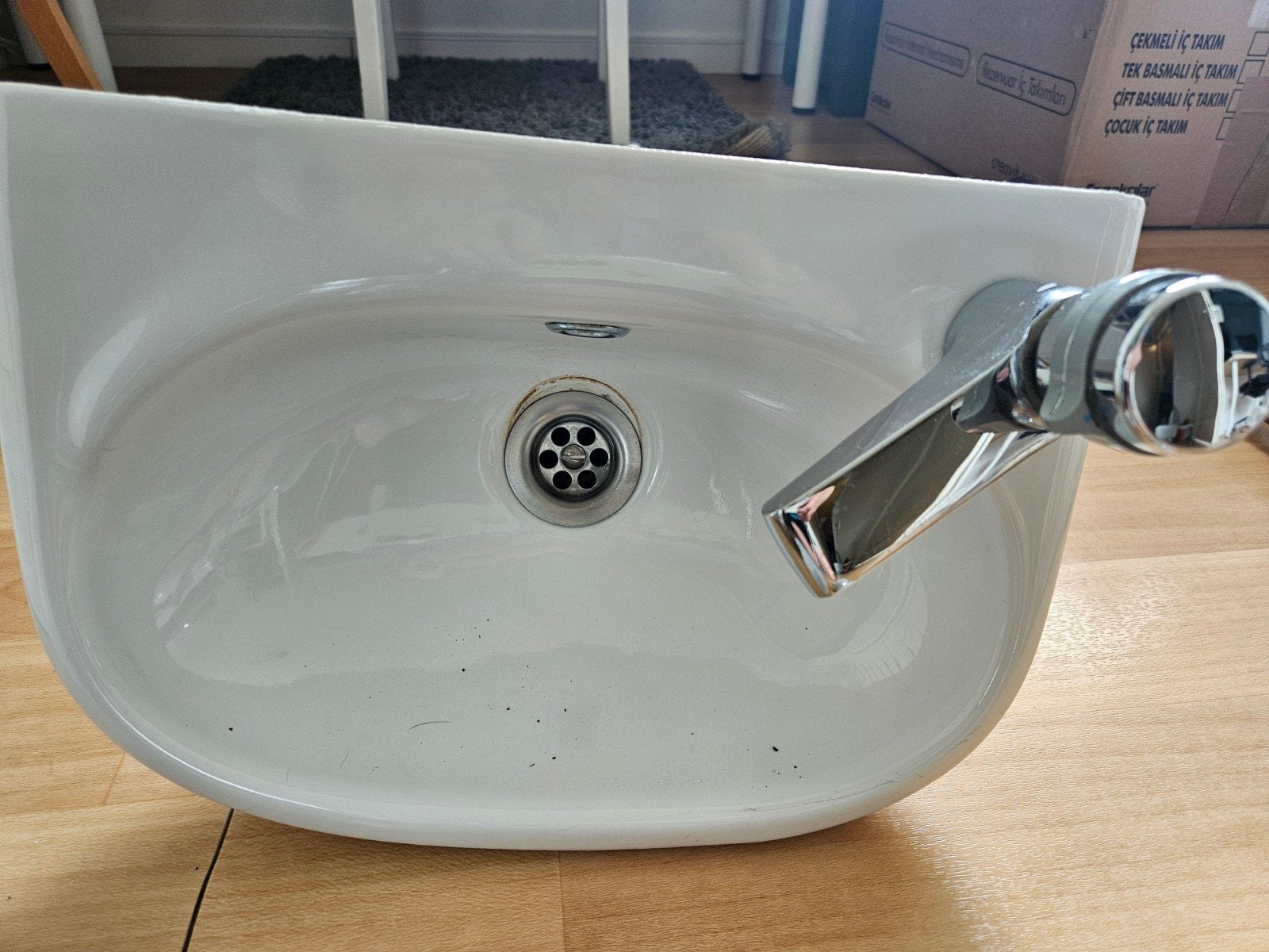 wasbakje toilet met pijp, Ophalen, Gebruikt, Steen, Toilet