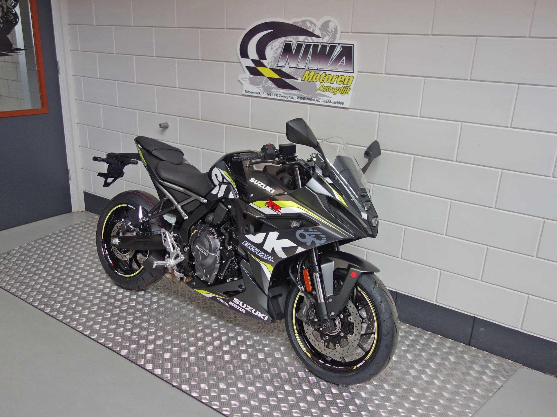 Suzuki GSX-8R, Super Sport, Meer dan 35 kW, 776 cc, Gebruikt