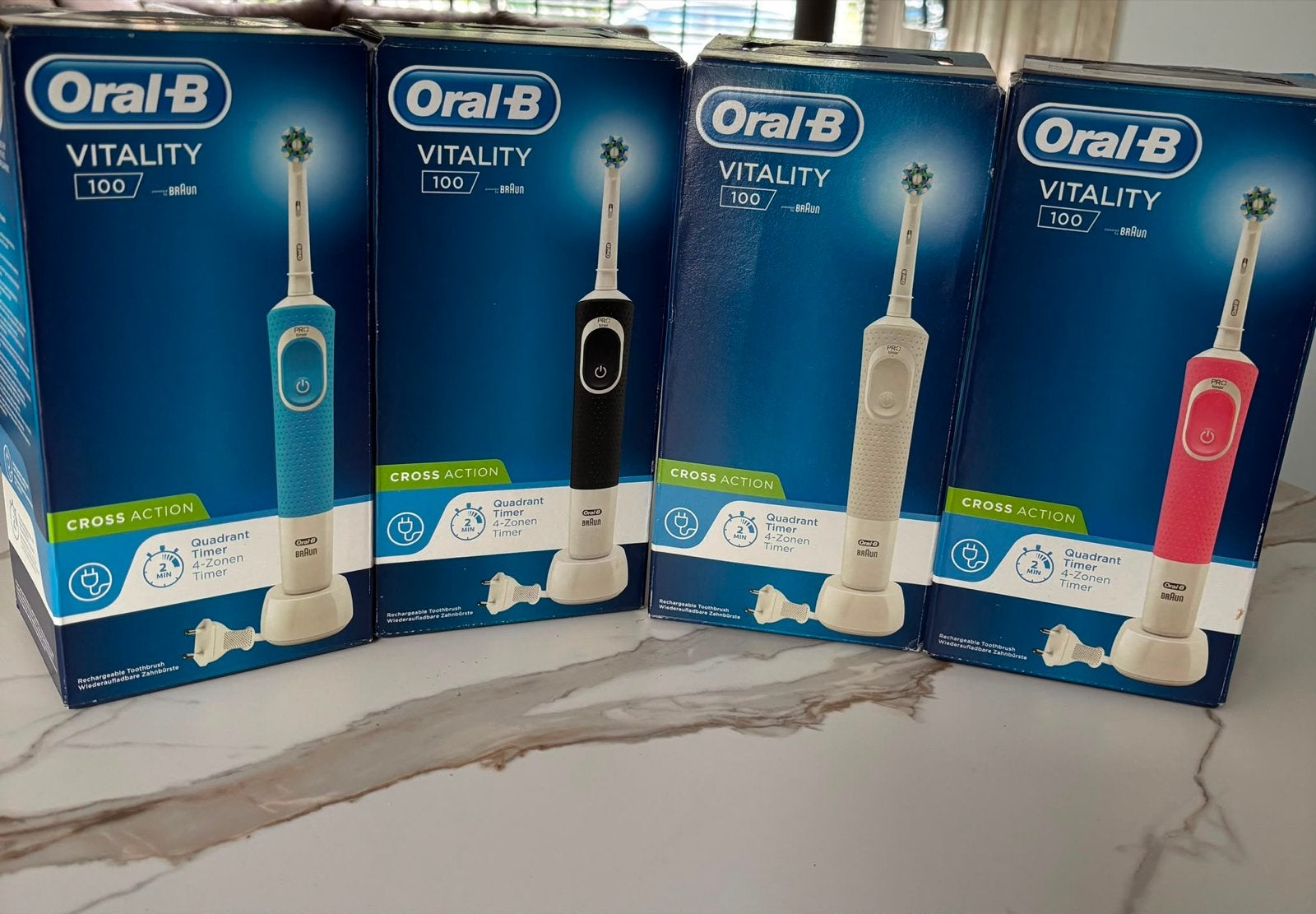 Oral-B Vitality 100 elektrische tandenborstel, Ophalen, Nieuw, Tandenborstel